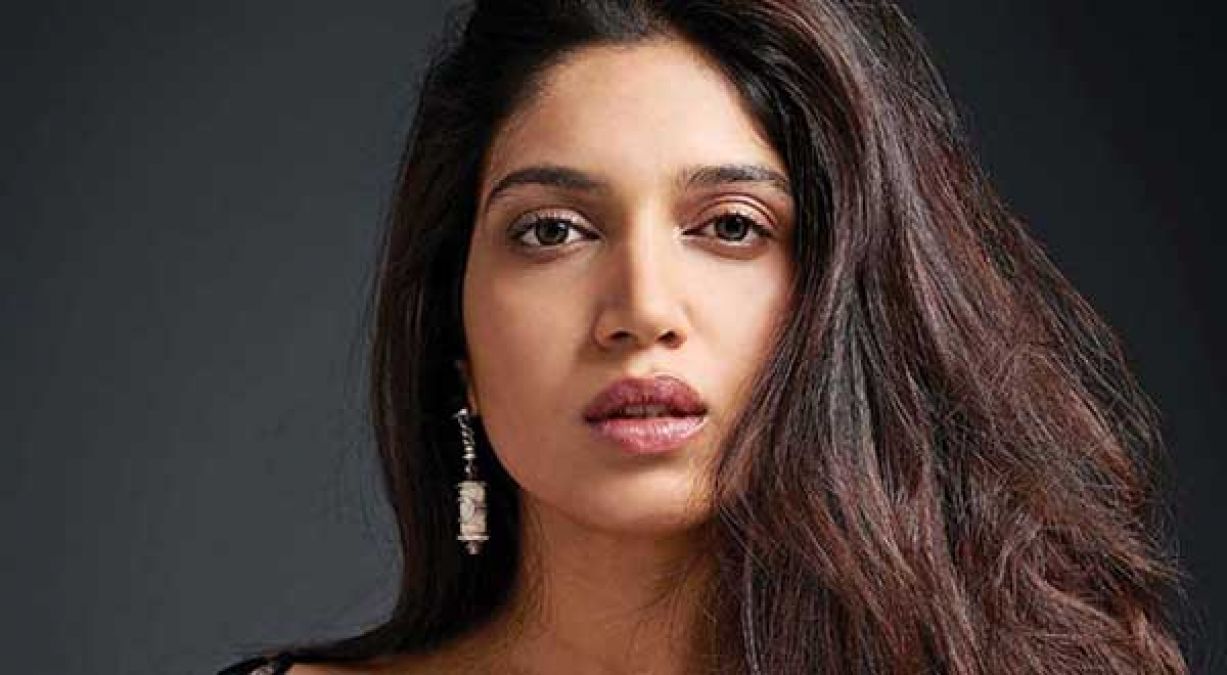 Bhumi Pednekar's stylish look made fans crazy, looked gorgeous in a blue dress