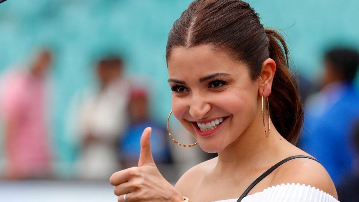 Fans eagerly wait for the remake of the movie Satte Pe Satta, did Anushka's name get finalized?