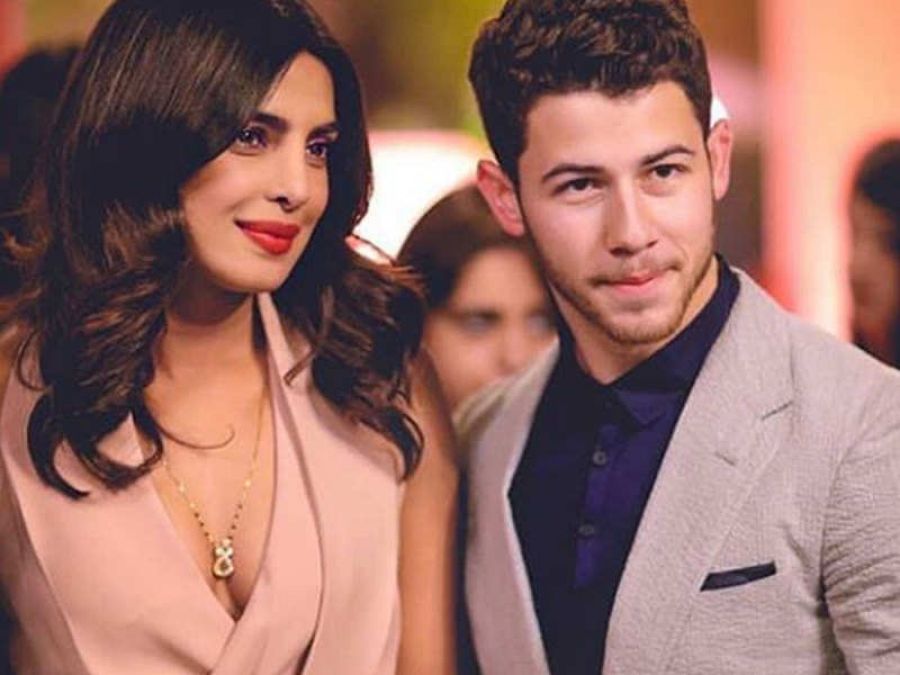 Priyanka Chopra shares a romantic photo with Nick Jonas, seen doing this thing on the couch