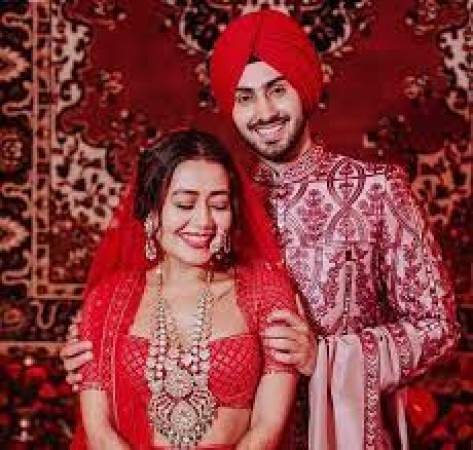 नेहा-रोहनप्रीत की शादी को 1 साल हुआ पूरा, भाई टोनी कक्कड़ ने अनोखे तरीके से दी बधाई