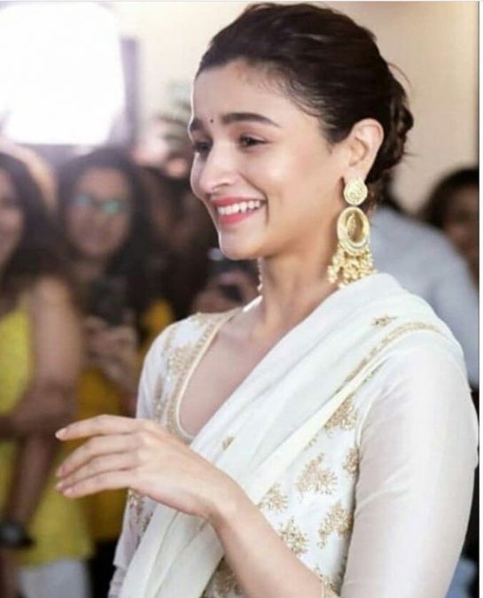 Alia Bhatt on Nepotism, says, 'Like or Dislikes cannot detemine your importance'