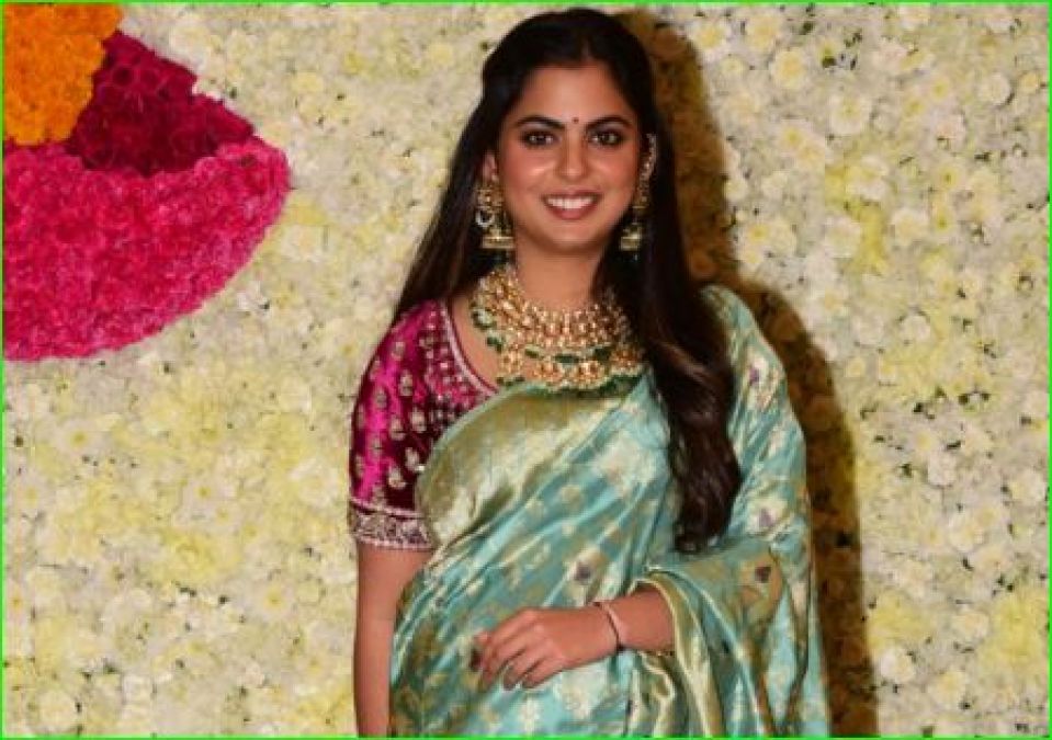 Mukesh Ambani's daughter looked most beautiful at his Diwali party, you'll be amazed to see her!