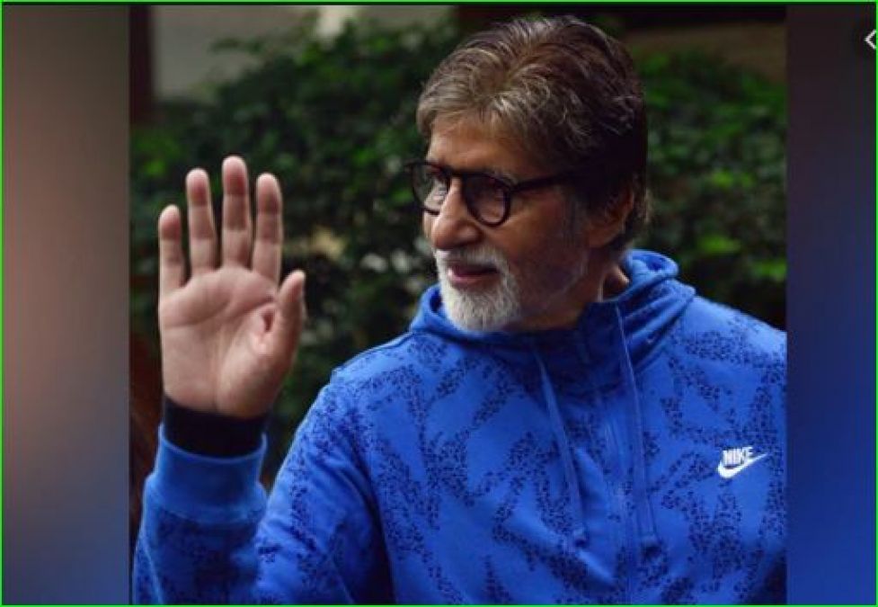 Amitabh's weight reduced by 5 kg after being discharged from hospital, tweeted