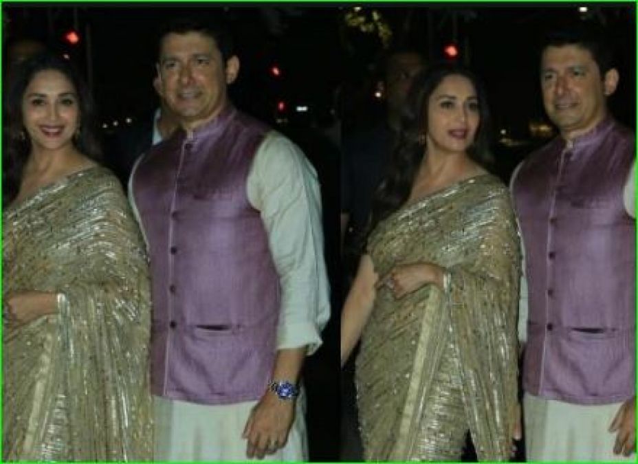 Madhuri Dixit looks very attractive at Diwali party, shared picture