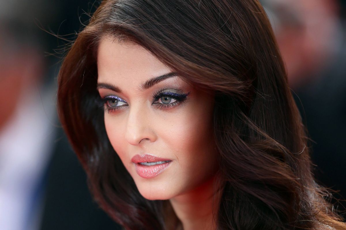 Aishwarya Rai showed her beauty in a white gown, even today there is no match!