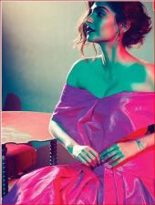 Sonam Kapoor Rules Again As The Cover Girl For A Fashion Magazine, photos go viral