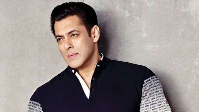 This actor receives fake message in name of Salman Khan, filed complaint