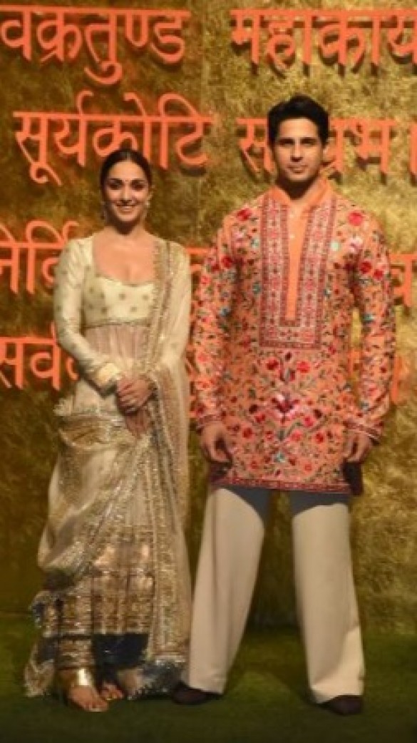 Anarkali suit looks more beautiful than Kiara Advani