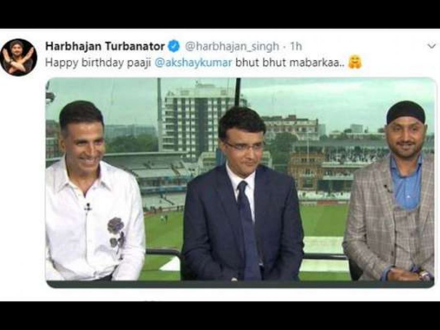 Bollywood celebs and Cricketers wished Akshay Kumar on his 52nd birthday
