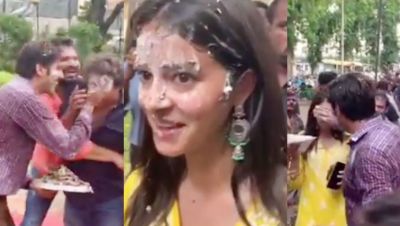 VIDEO: Kartik plays 'Cake Holi' with Ananya, spoiled full face