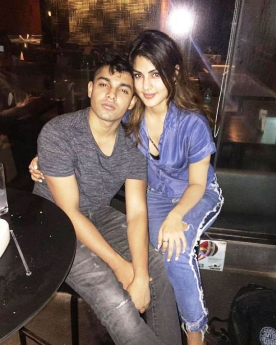 Rhea and Showik Chakraborty have to spend another night in jail
