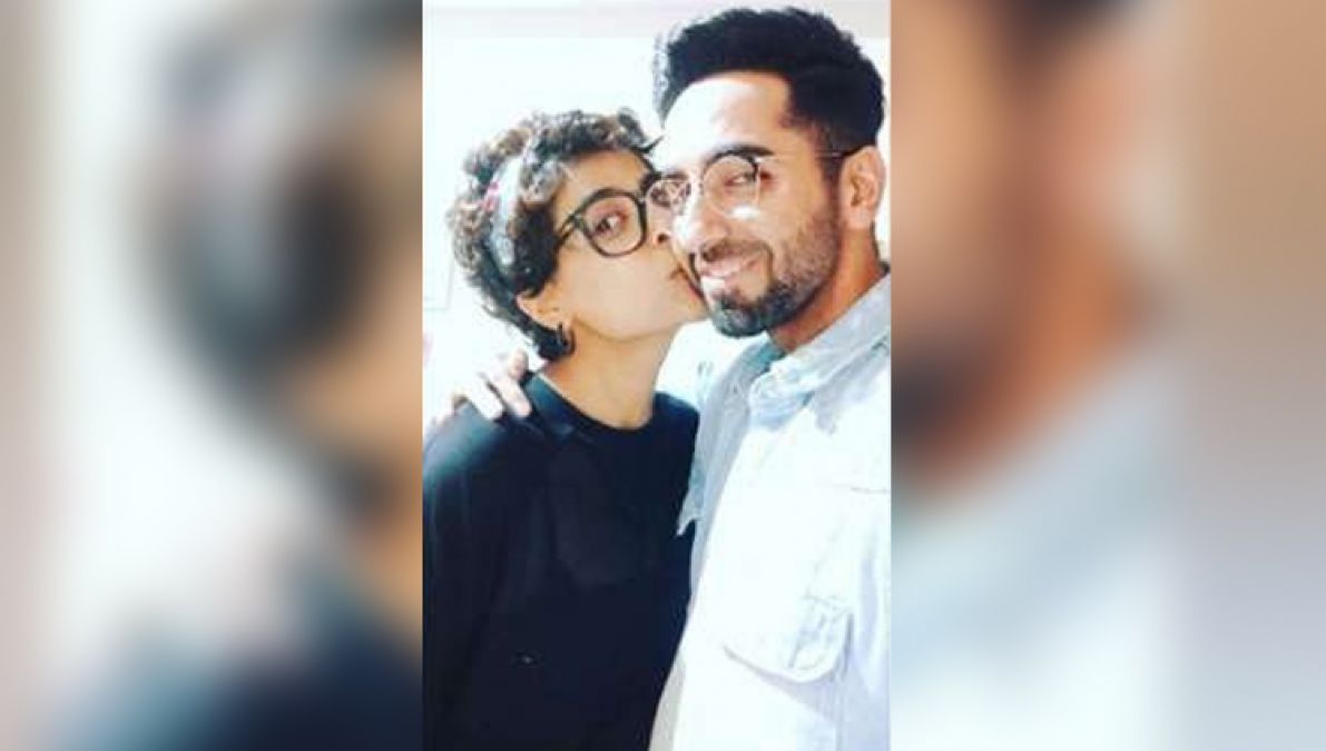 Singer-actor Ayushmann tuns 35 years old, wife pens down a lovely note