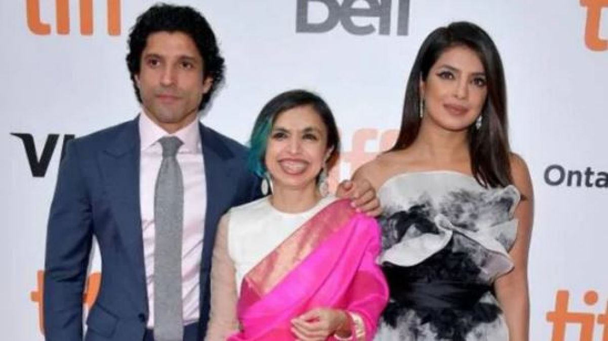 Farhan and Priyanka turn heads at Toronto Film Festival, see photos