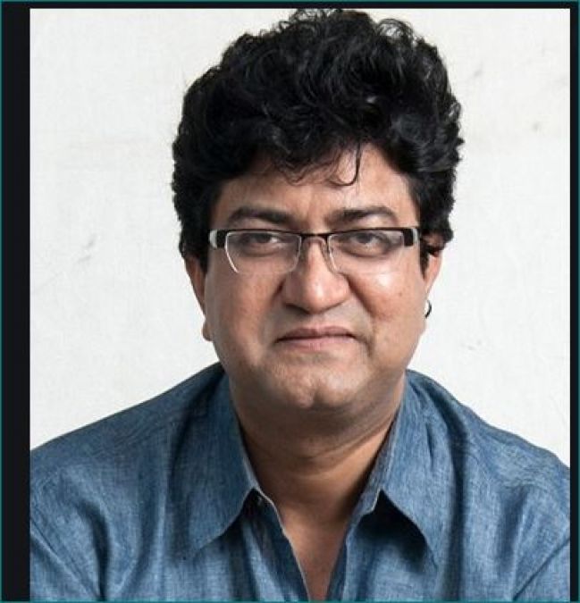 Prasoon Joshi published his first book at the age of 17