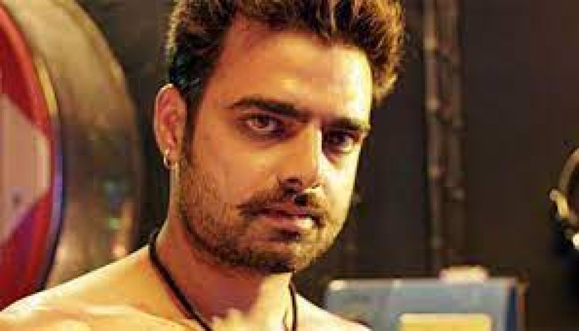 Abhimanyu Singh has appeared not only in Bollywood but also in these South films