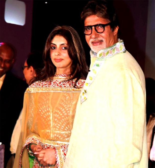 Amitabh Bachchan extends wishes to Shweta on Daughter's Day