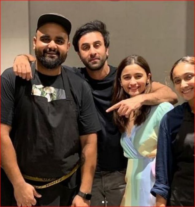 Ranbir celebrated his birthday, Alia was seen sitting on his lap