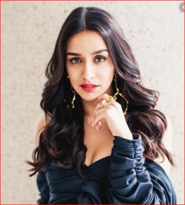 Shraddha Kapoor loved this famous actor, but he broke her heart
