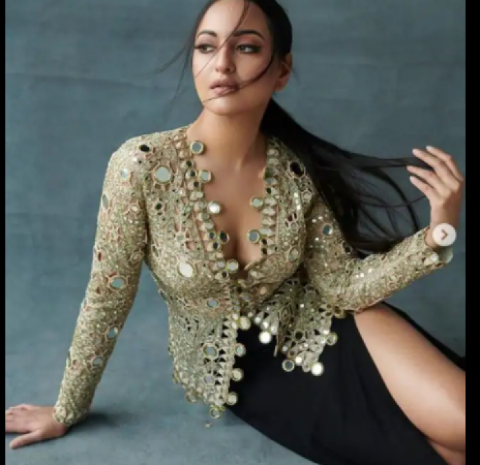 Sonakshi Sinha's big statement over Starkid's and outsiders in Bollywood
