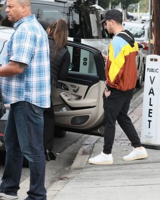 Priyanka left her daughter at home for lunch with her husband