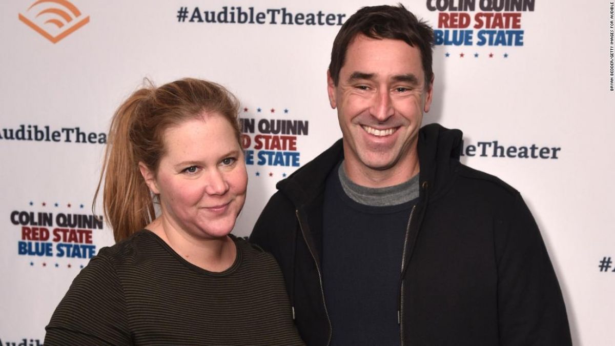 Amy Schumer learning to cook with husband in this show