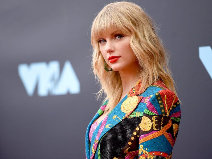 Singer Taylor Swift makes this big decision regarding live events