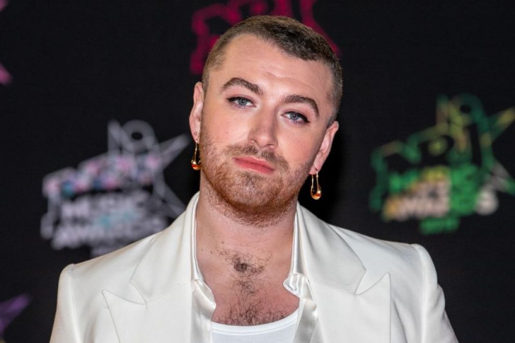 Singer Sam Smith to self-isolate after showing COVID-19 symptoms