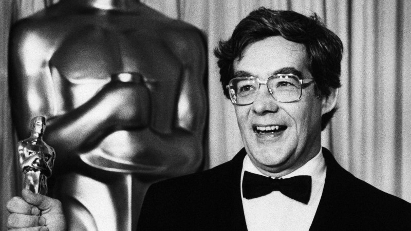 Oscar winning screenwriter kurt dies at 80