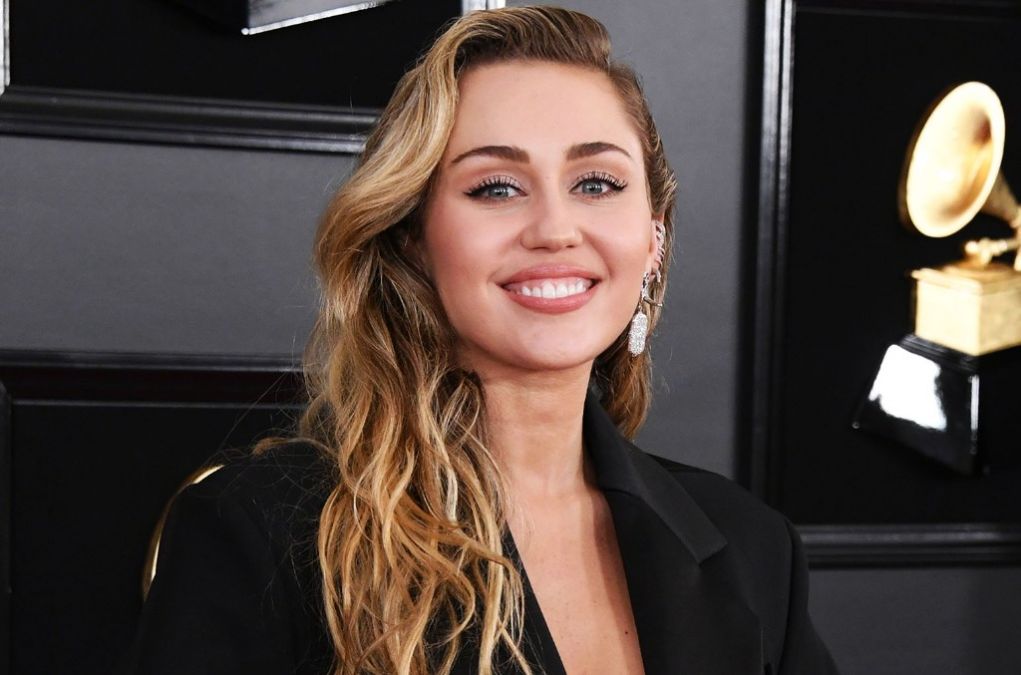 Miley Cyrus makes big disclosure about her ex- boyfriend