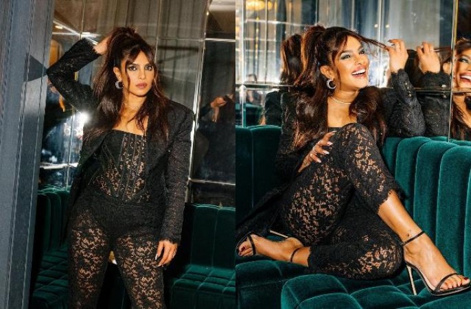 Priyanka casts magic on her fans in lace dress, photo goes viral