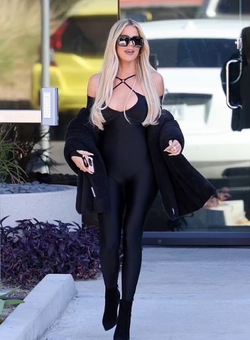Khloe Kardashian spotted in a stunning black outfit in Burbank