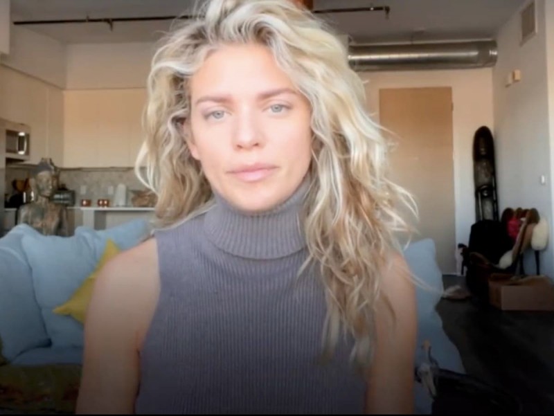 AnnaLynne McCord said between Russia and Ukraine war- Putin, if I were your mother then
