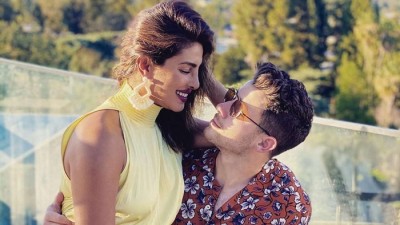Priyanka and Nick welcome New Year in a very romantic manner