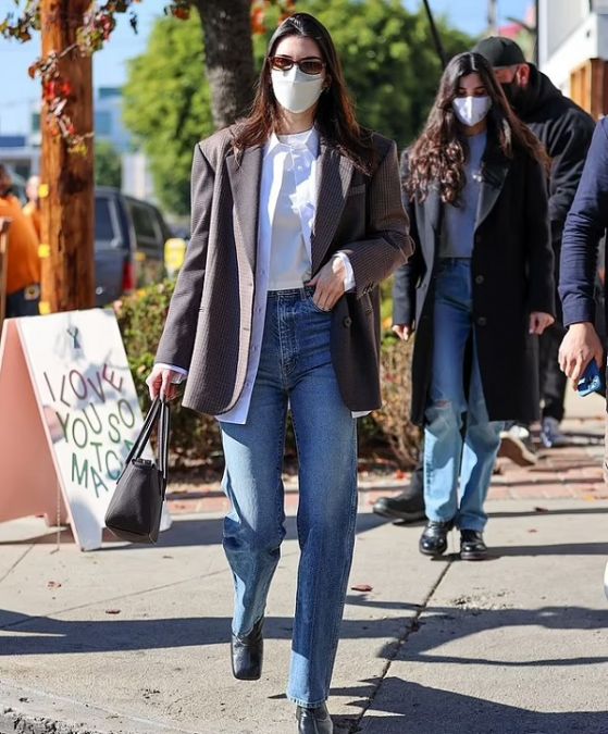 Kendall Jenner's different avatar on the streets of Los Angeles