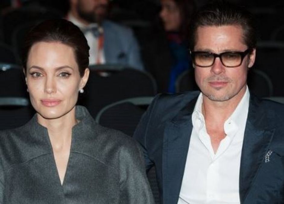 Brad Pitt arrives at Angelina Jolie's home after four years