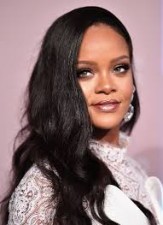 Famous singer Rihanna closes her company for three days