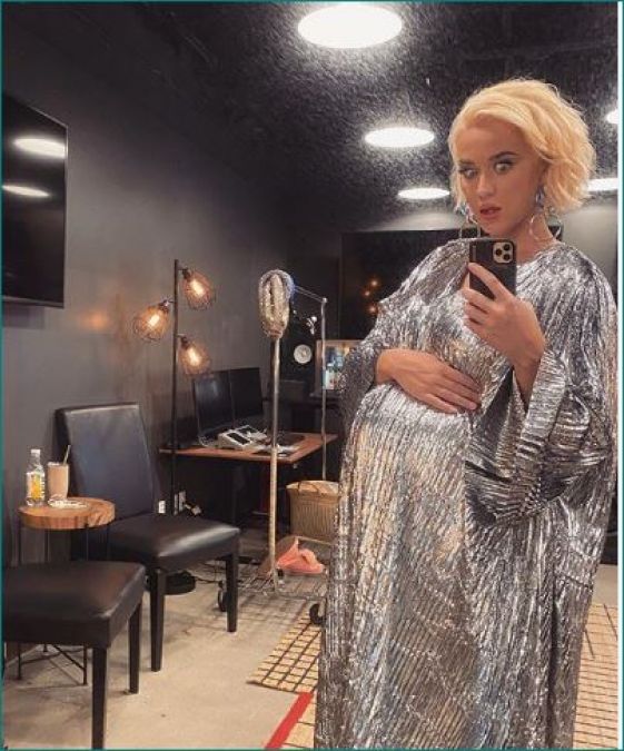 After break-up with first love, Katy Perry is going to give birth to baby of this child