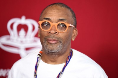 Producer Spike Lee apologizes over comments defending Woody Allen
