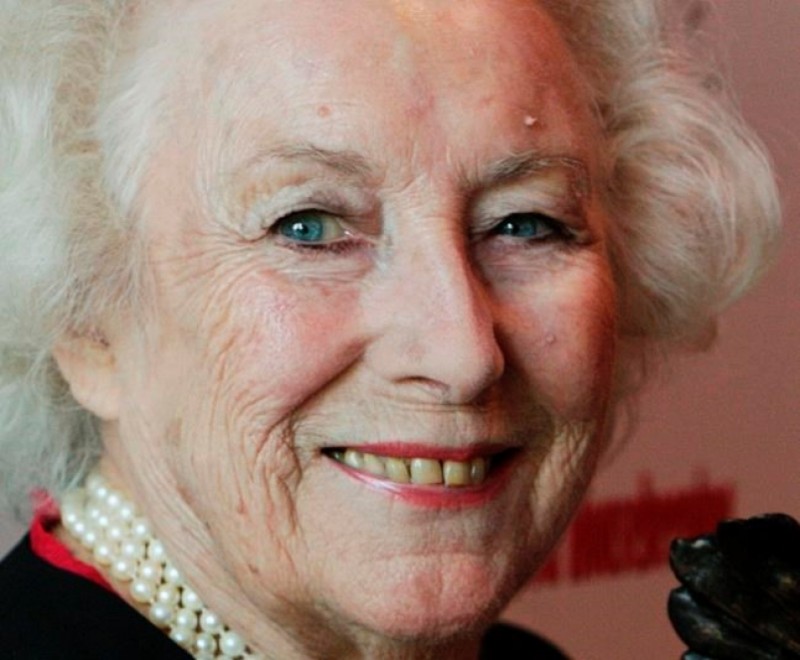 Singer Vera Lynn died at the age of 103