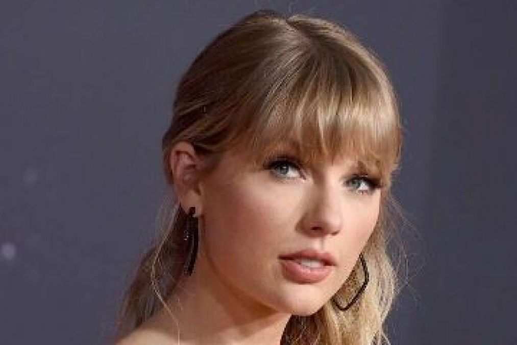 Taylor Swift blasts government for excluding transgender, non-binary people in 2020 census