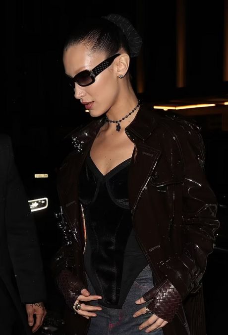 Bella Hadid was seen in this look on the streets of London, everyone is praising