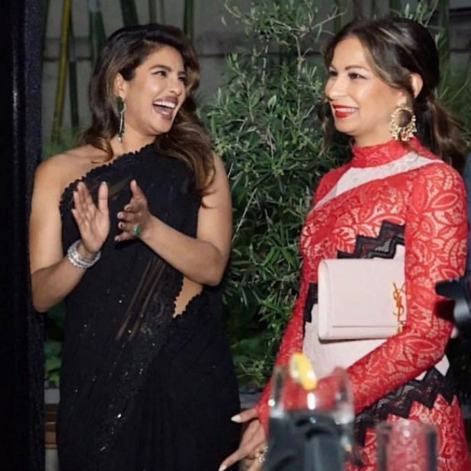 For the first time since becoming a mother, Priyanka arrives at the event wearing black saree