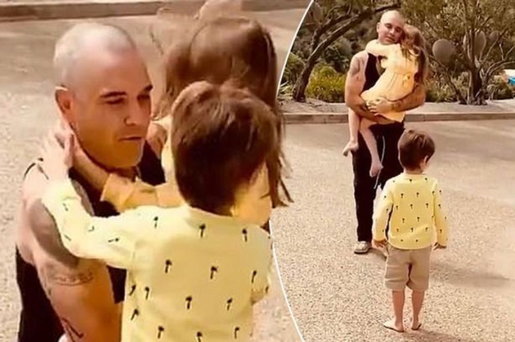 Robbie Williams met his family after three weeks of quarantine