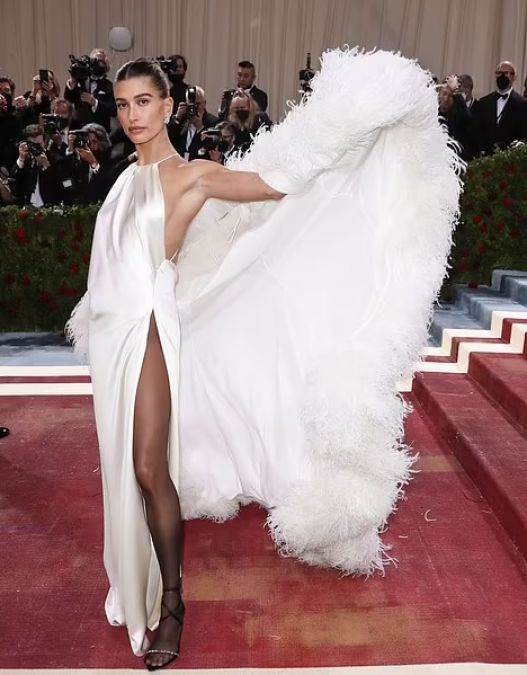 Hailey Bieber arrives at the Met Gala event just a few days after a blood clot in the brain.