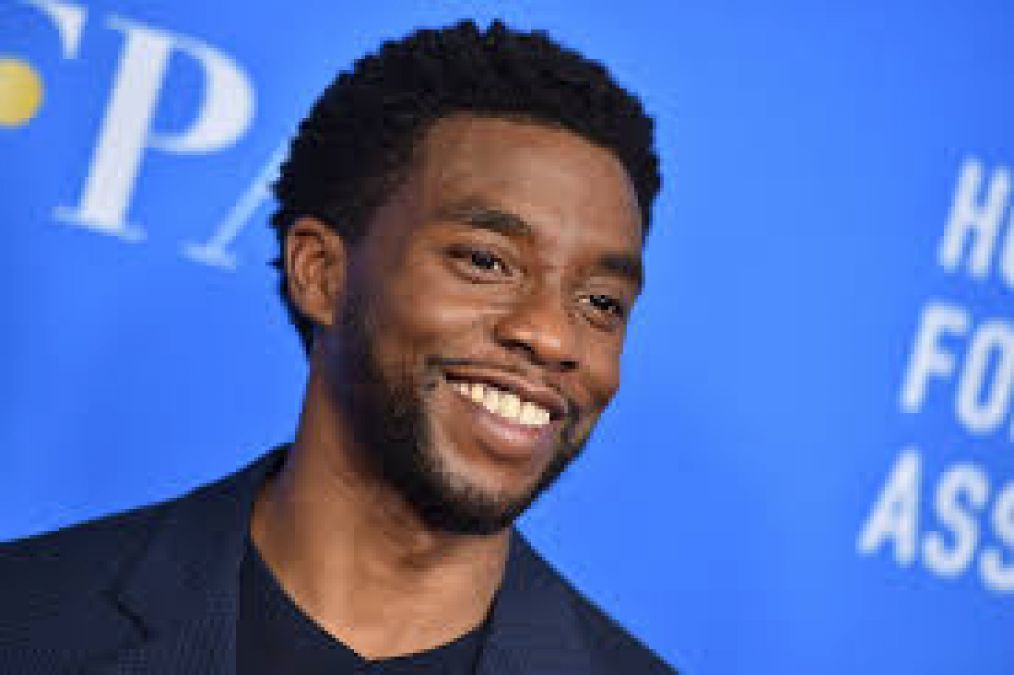 Fans surprise to see picture of actor Chadwick Boseman