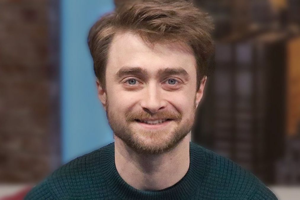 Daniel radcliffe got it wrong to kiss Ellie Kemper