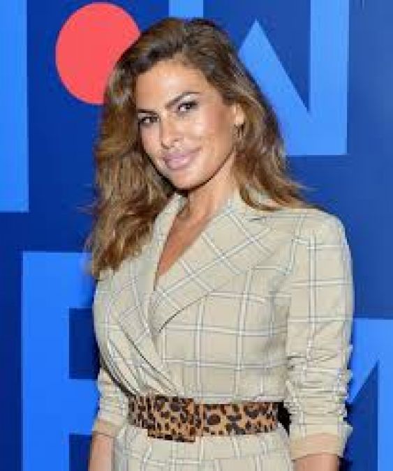 Daughters did this makeover of mother Eva Mendes