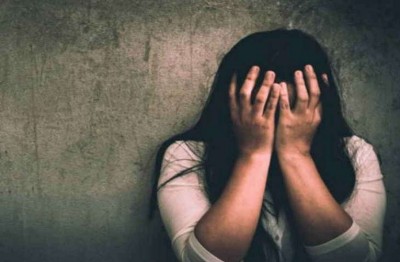 'I'm being sold for 8 lakhs,' Minor girl pleads Minister for help