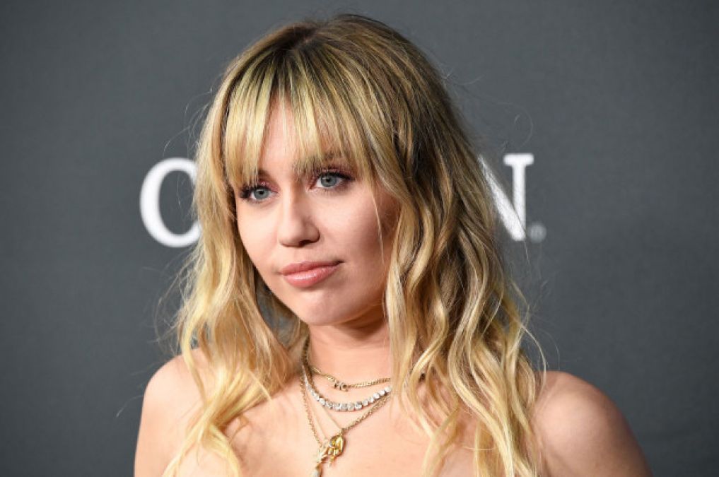 Miley Cyrus undergoes vocal cord surgery, fans wishing her for good health