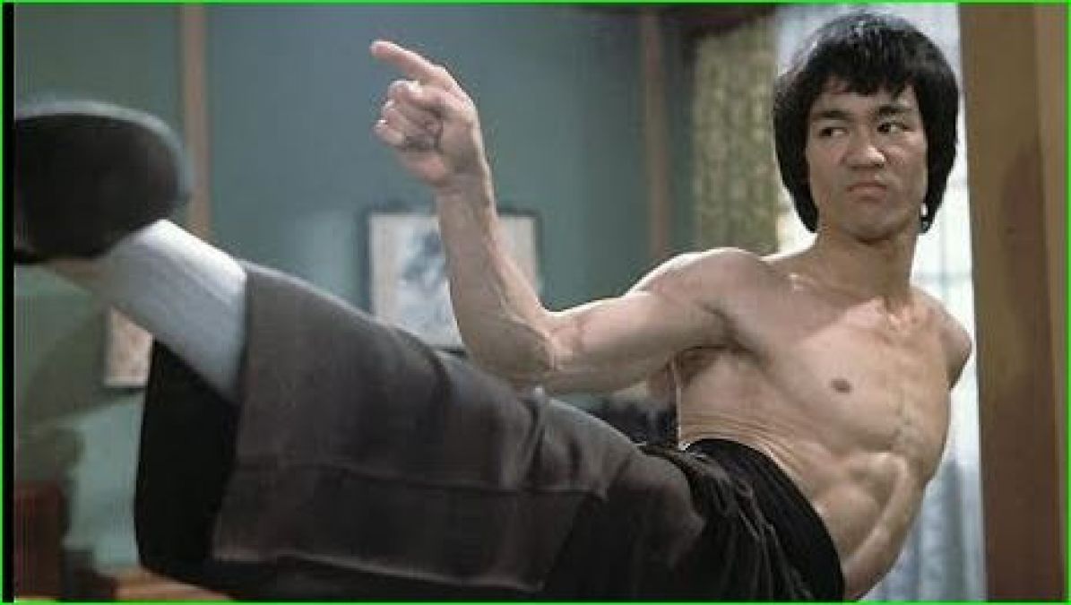 मार्शल आर्ट और कूंग फू से दुनियाभर में फेमस हुए थे ब्रूस ली